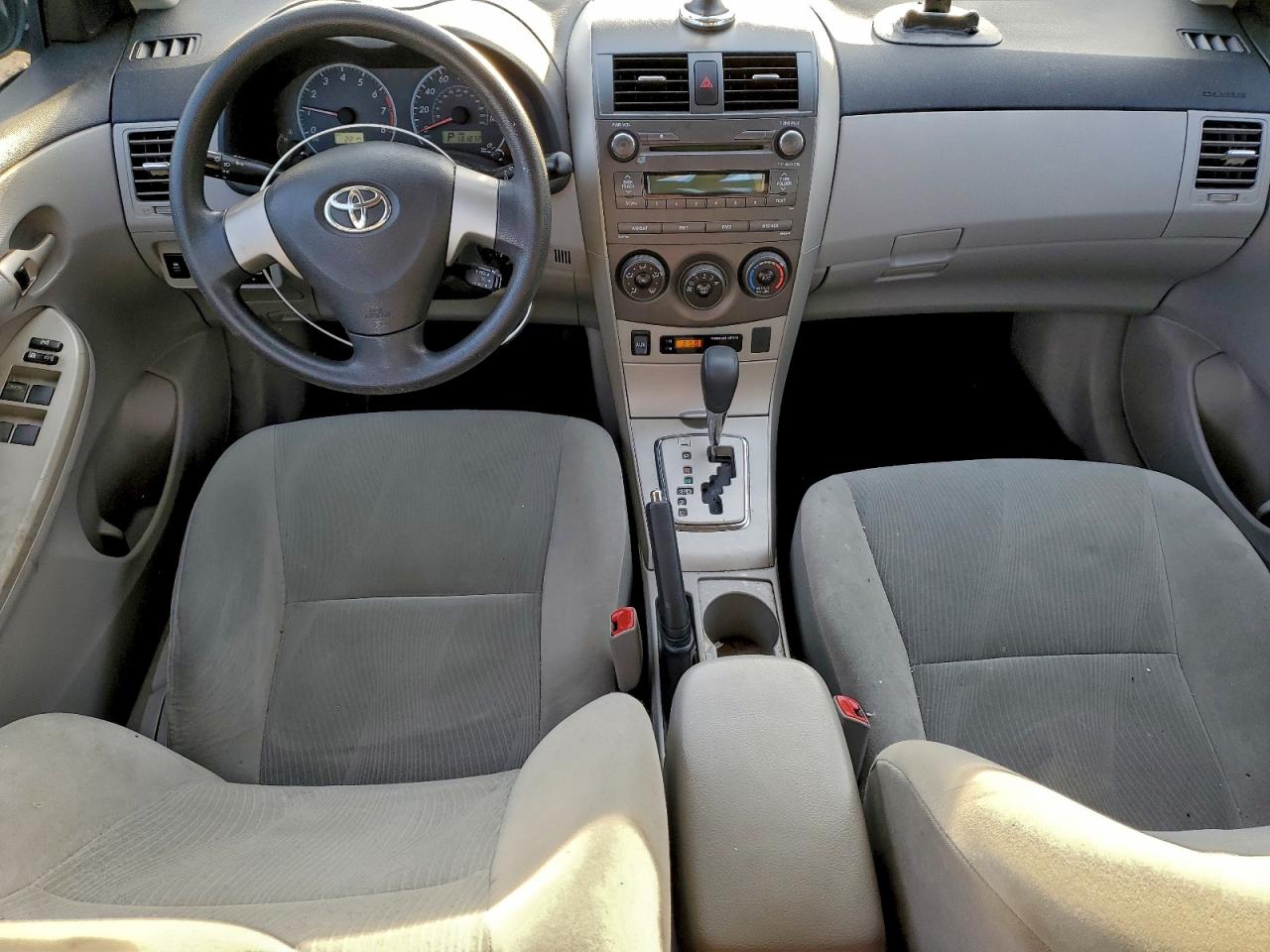 2011 TOYOTA COROLLA BASE photo 15