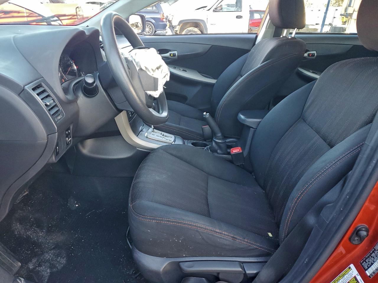 2013 TOYOTA COROLLA BASE photo 7