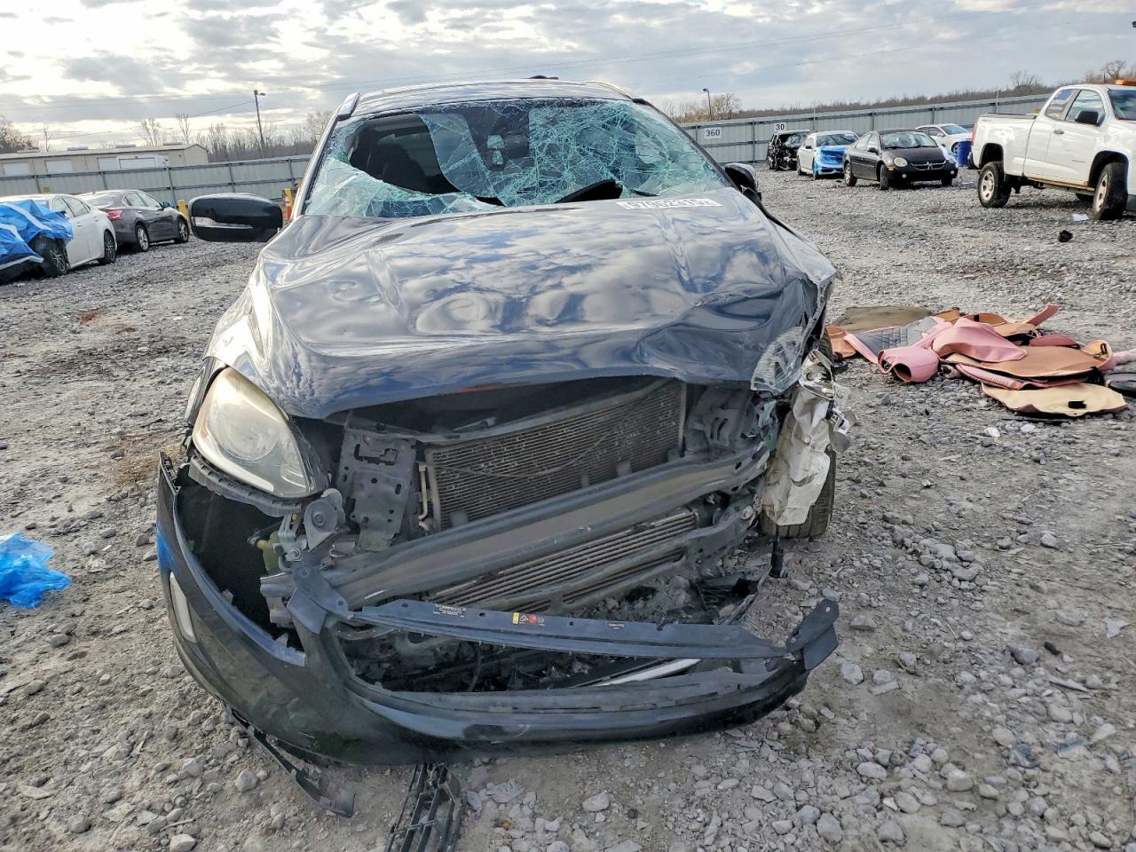2015 VOLVO XC60 T5 PREMIER photo 5