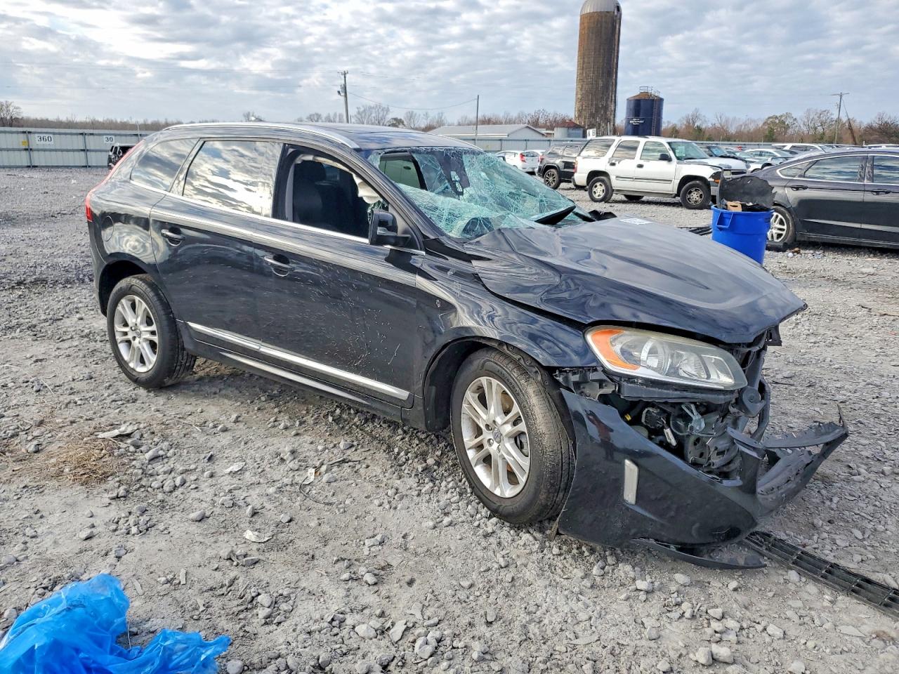 2015 VOLVO XC60 T5 PREMIER photo 4