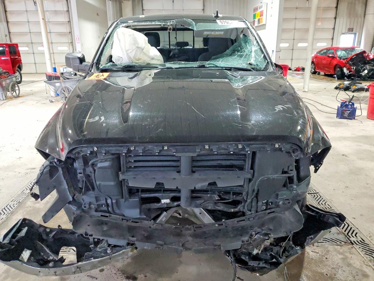 2016 RAM 1500 SLT photo 5