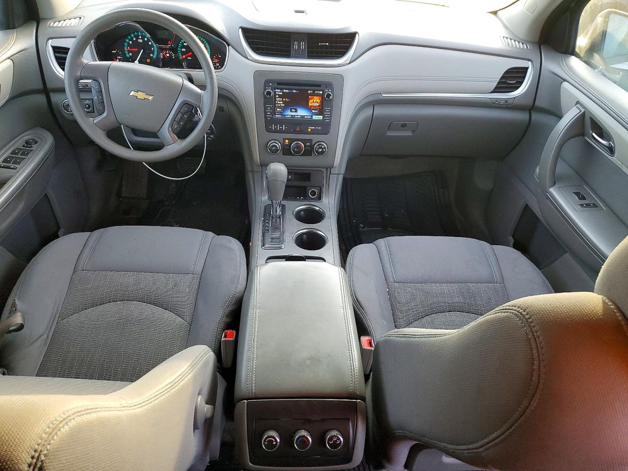 2014 CHEVROLET TRAVERSE LS photo 15