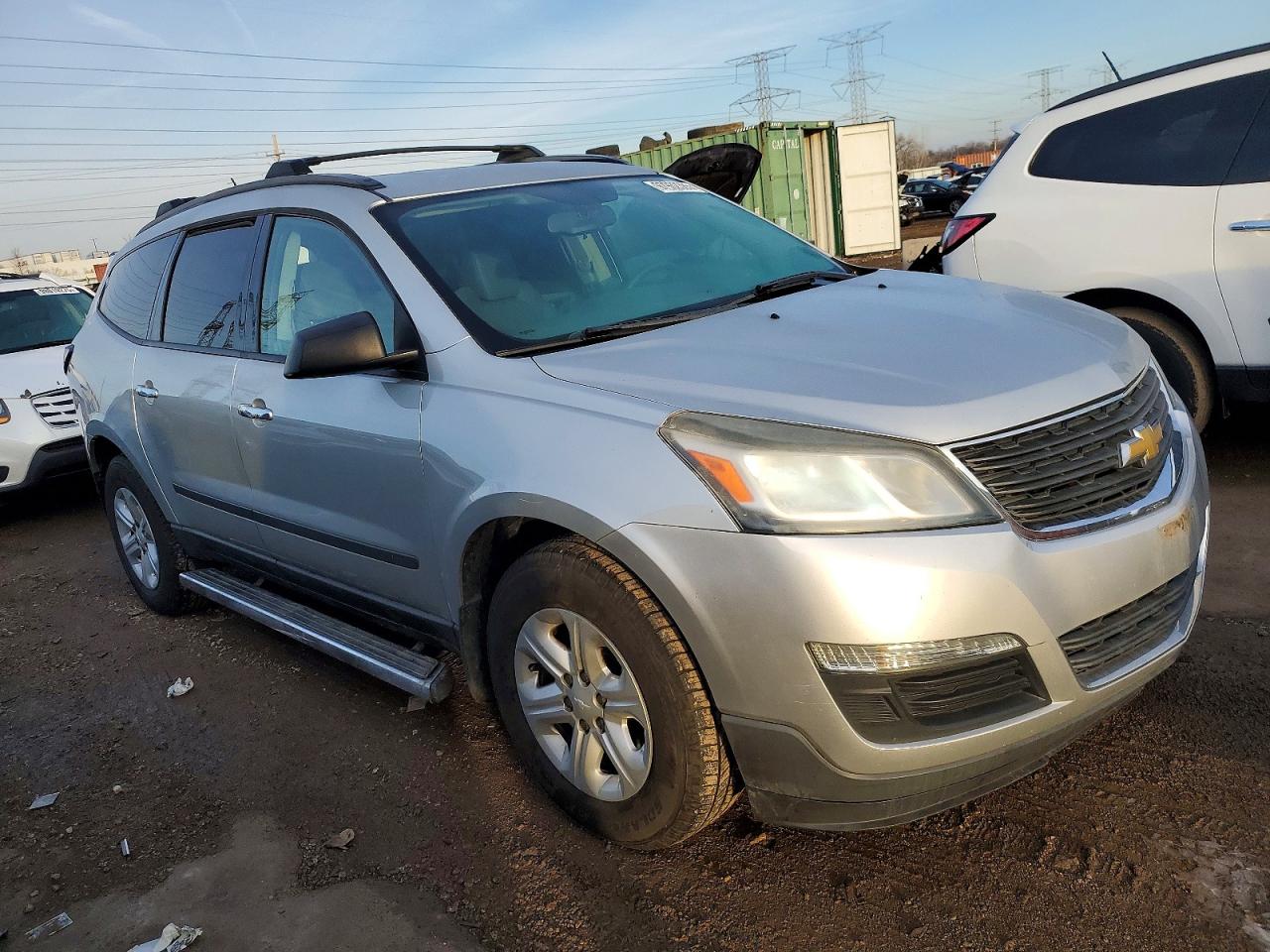 2014 CHEVROLET TRAVERSE LS photo 7