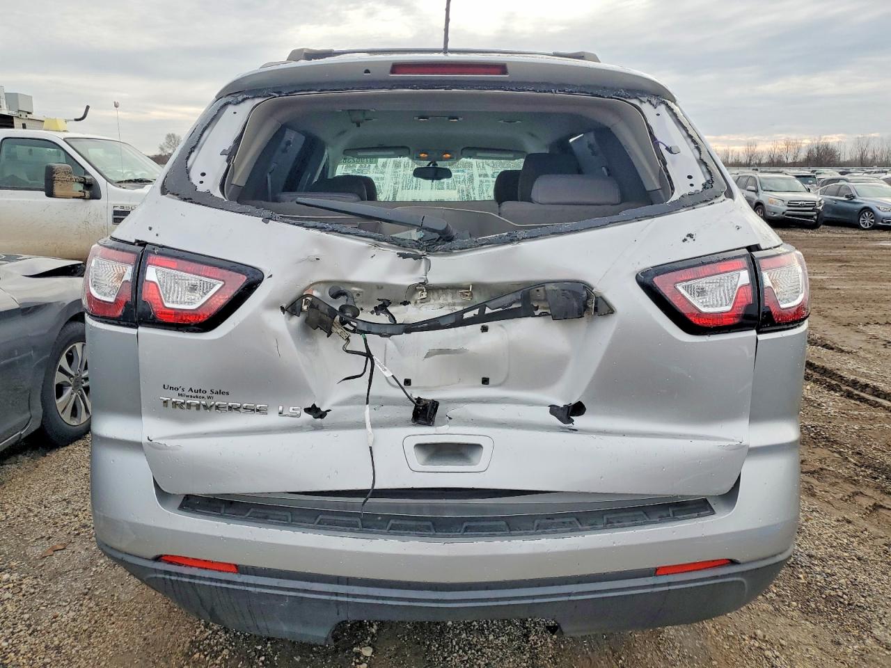 2014 CHEVROLET TRAVERSE LS photo 11