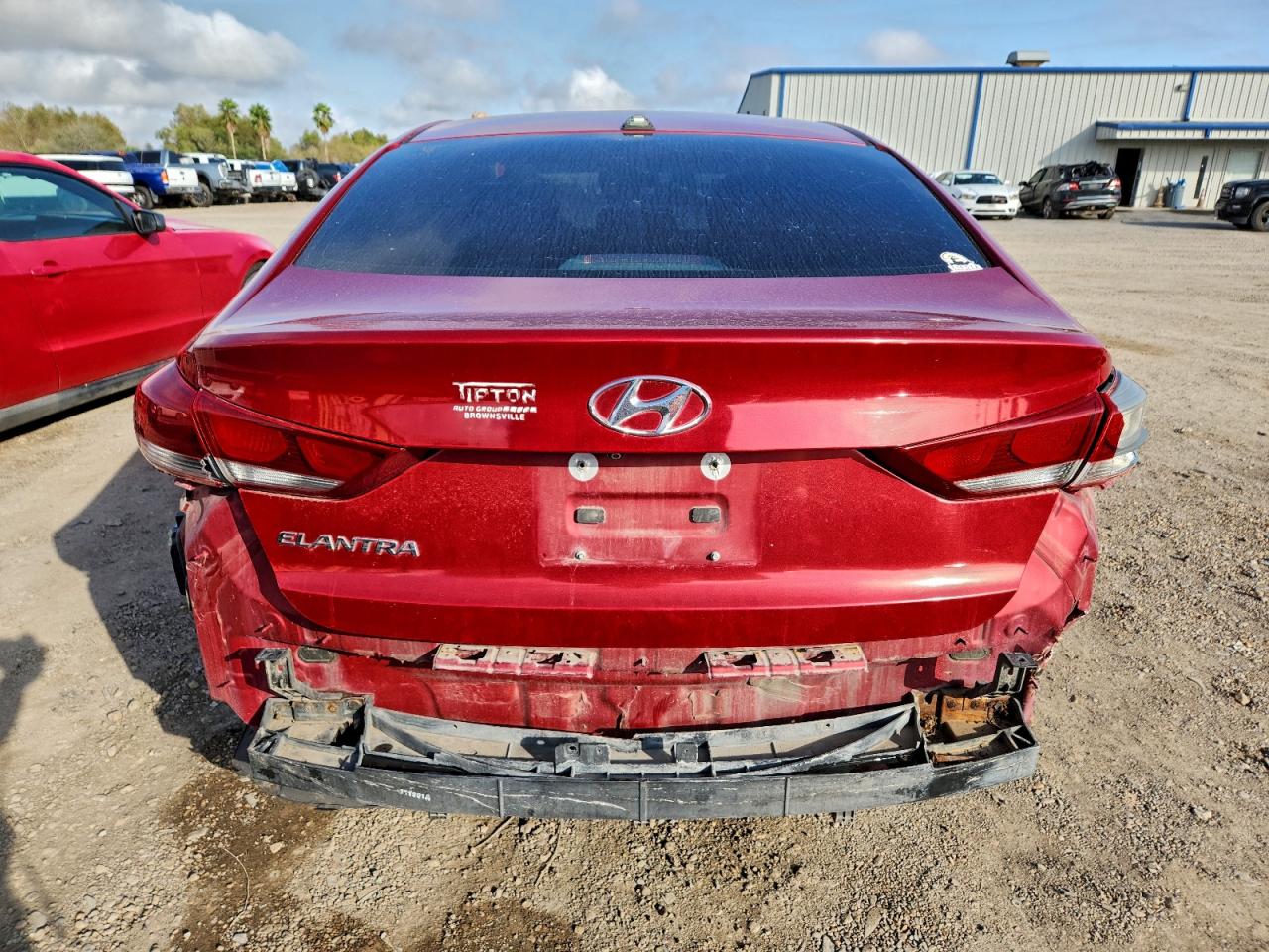 2017 HYUNDAI ELANTRA SE photo 6