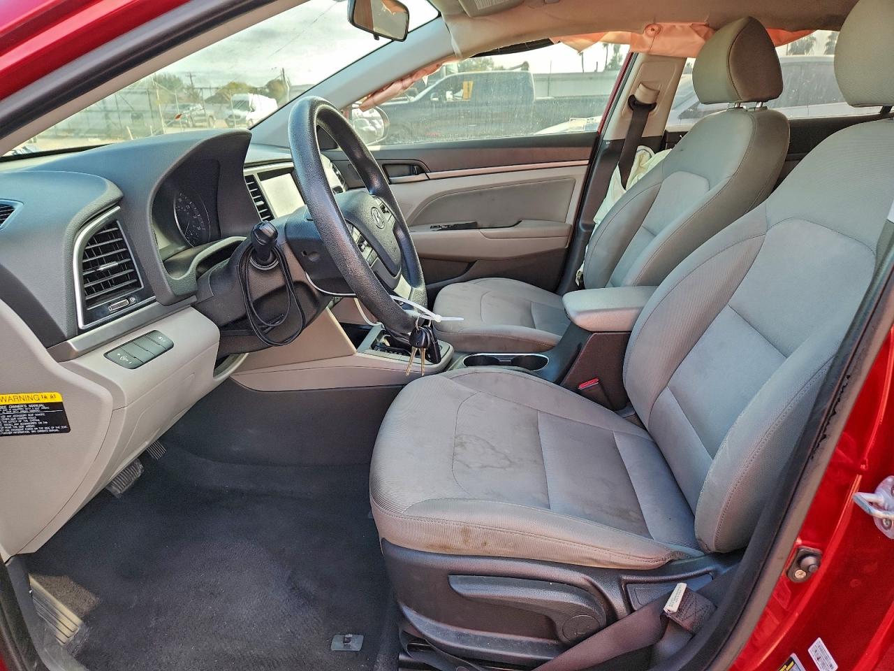 2017 HYUNDAI ELANTRA SE photo 7