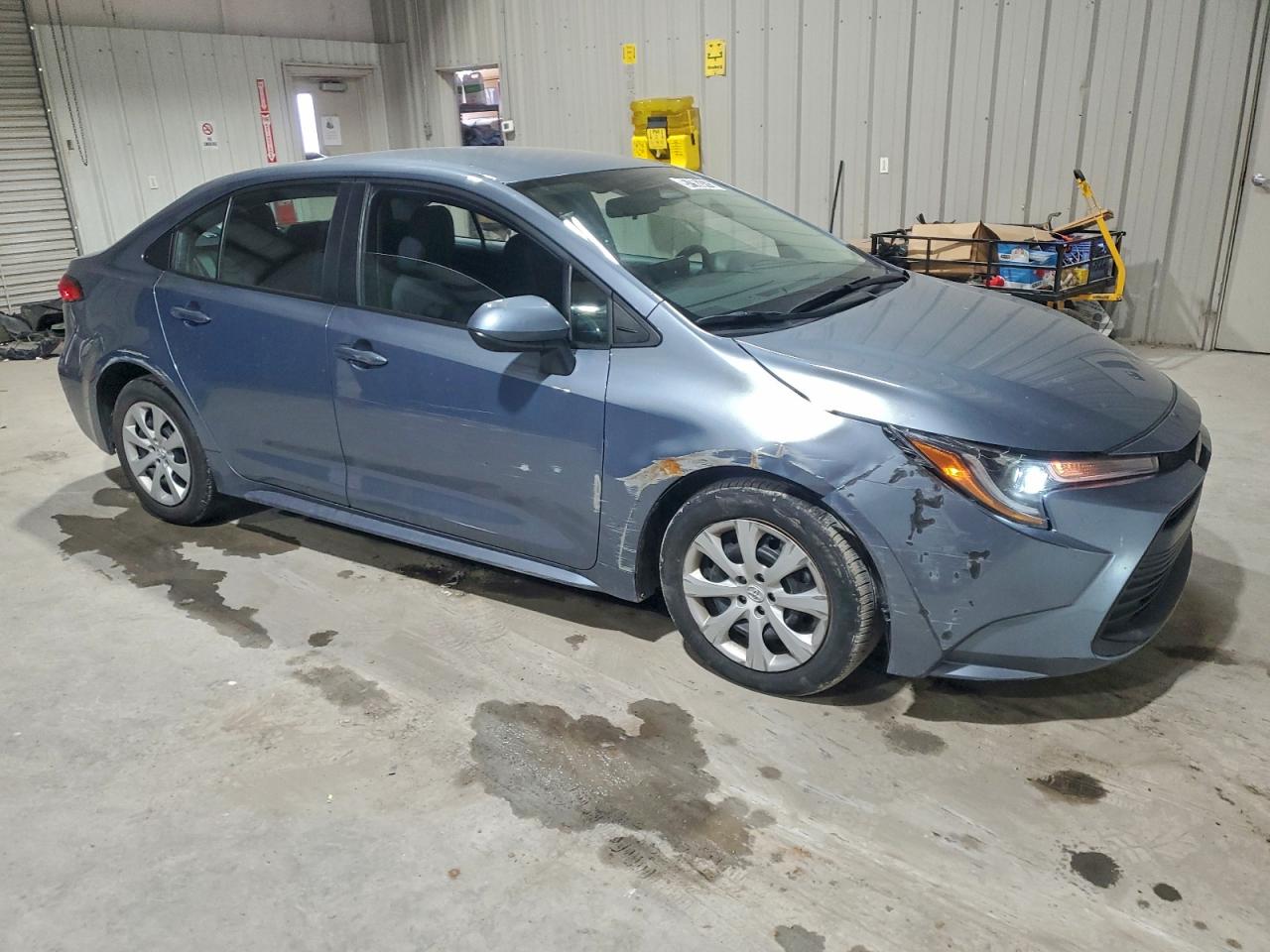 2024 TOYOTA COROLLA LE photo 4