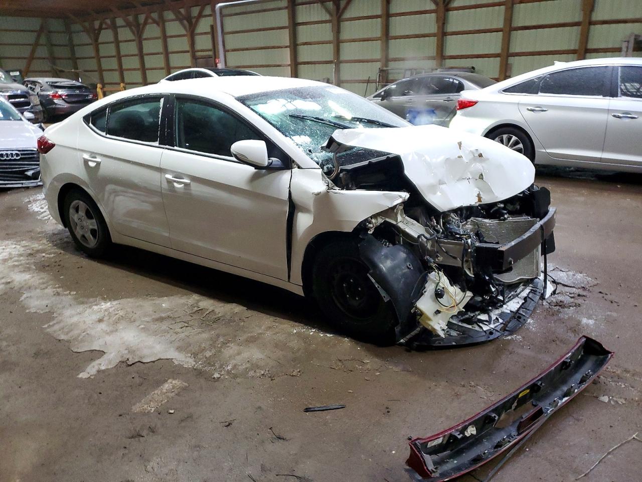 2018 HYUNDAI ELANTRA SEL photo 4