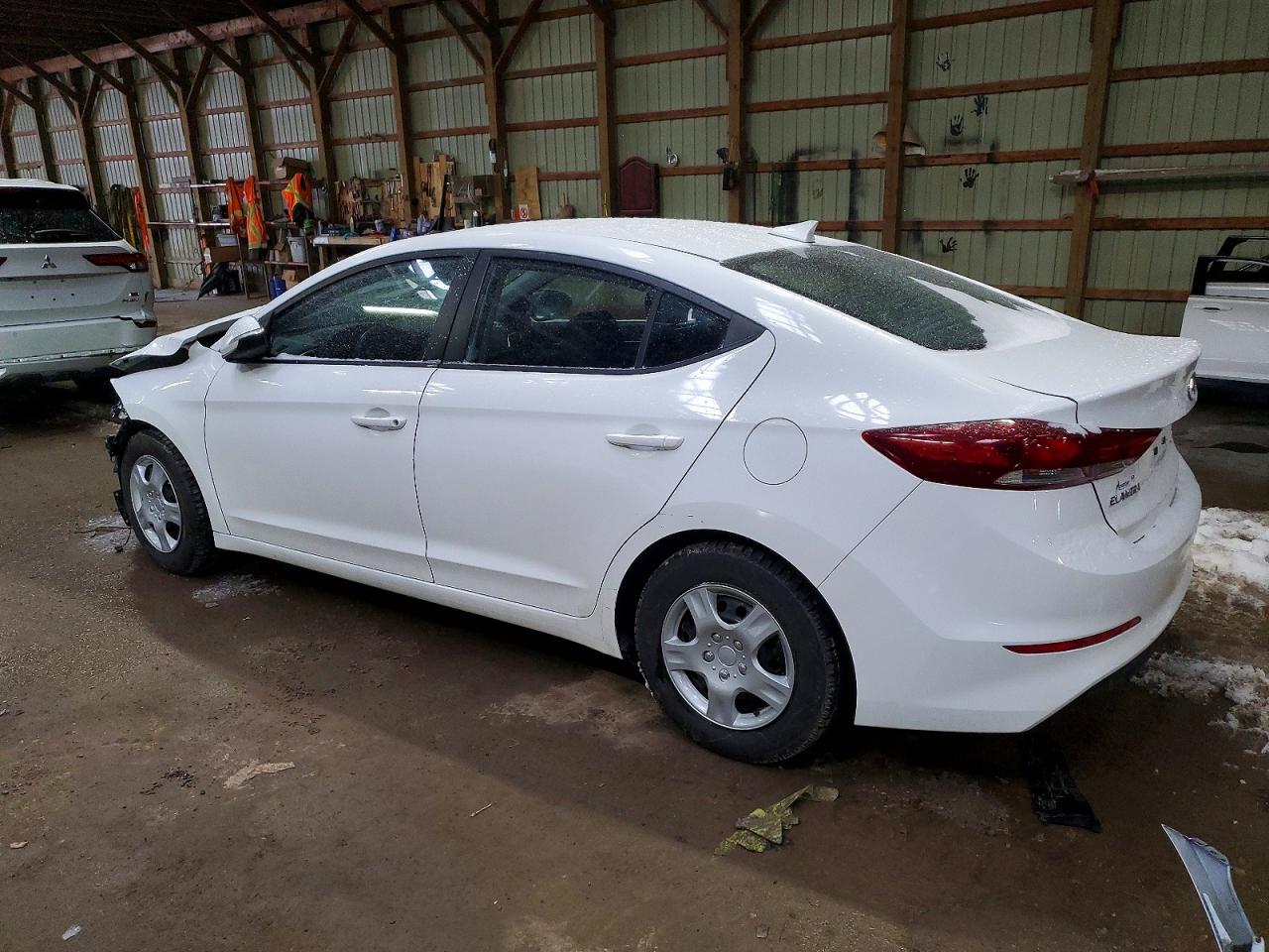 2018 HYUNDAI ELANTRA SEL photo 2
