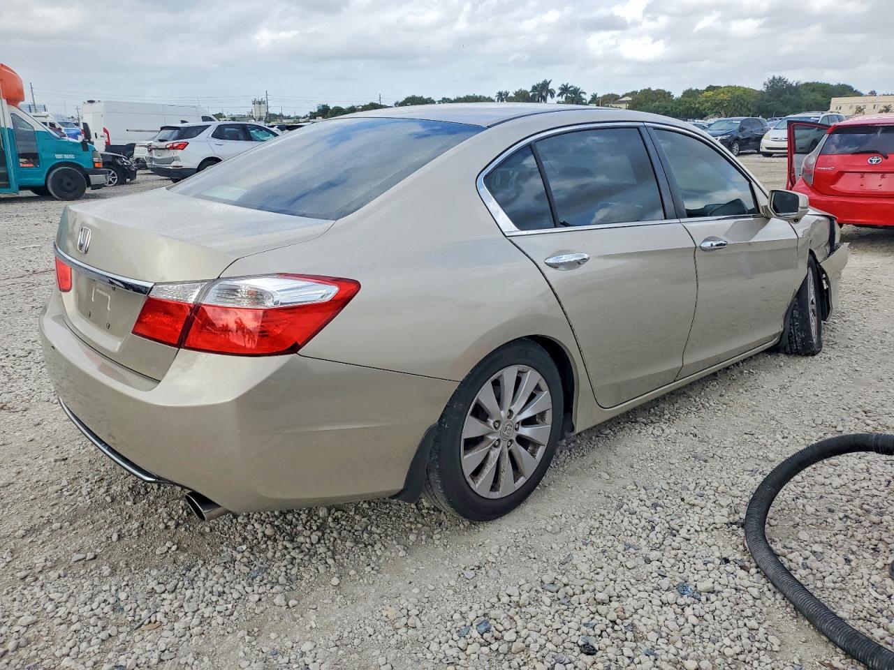 2014 HONDA ACCORD EX photo 3