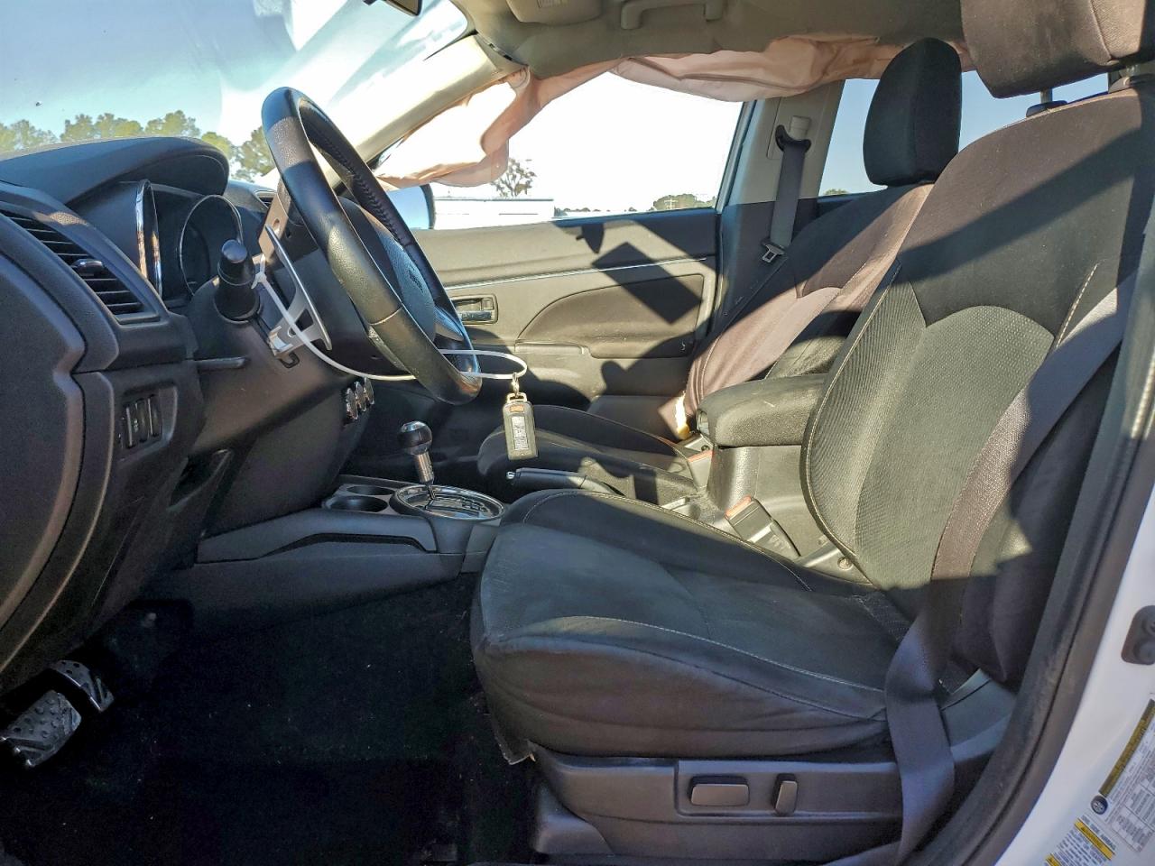 2015 MITSUBISHI OUTLANDER SPORT SE photo 7