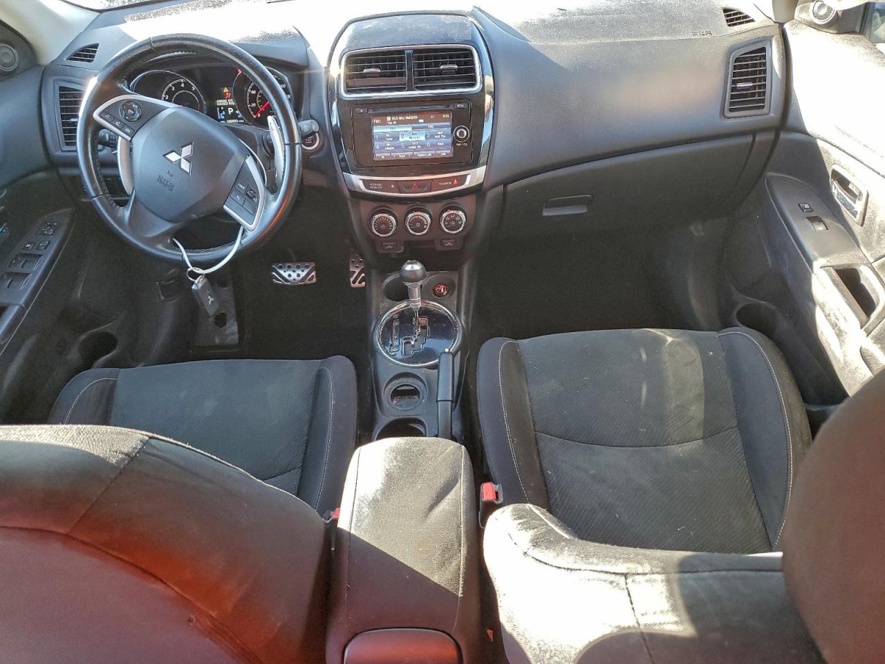 2015 MITSUBISHI OUTLANDER SPORT SE photo 8