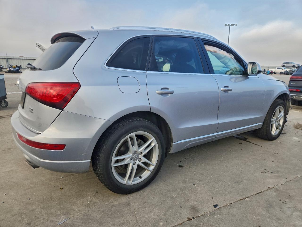 2016 AUDI Q5 PREMIUM PLUS photo 3