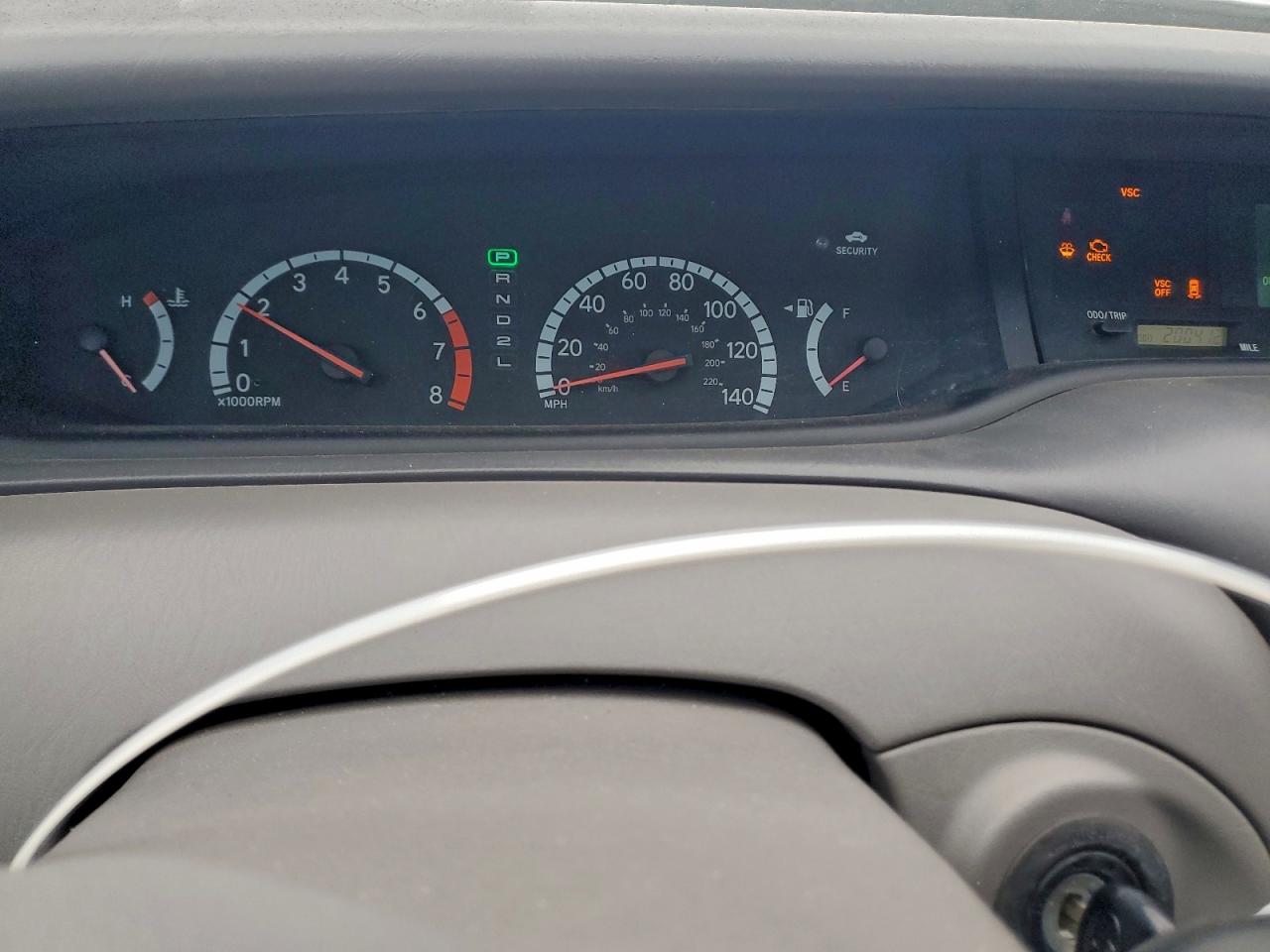 2002 TOYOTA AVALON XL photo 9