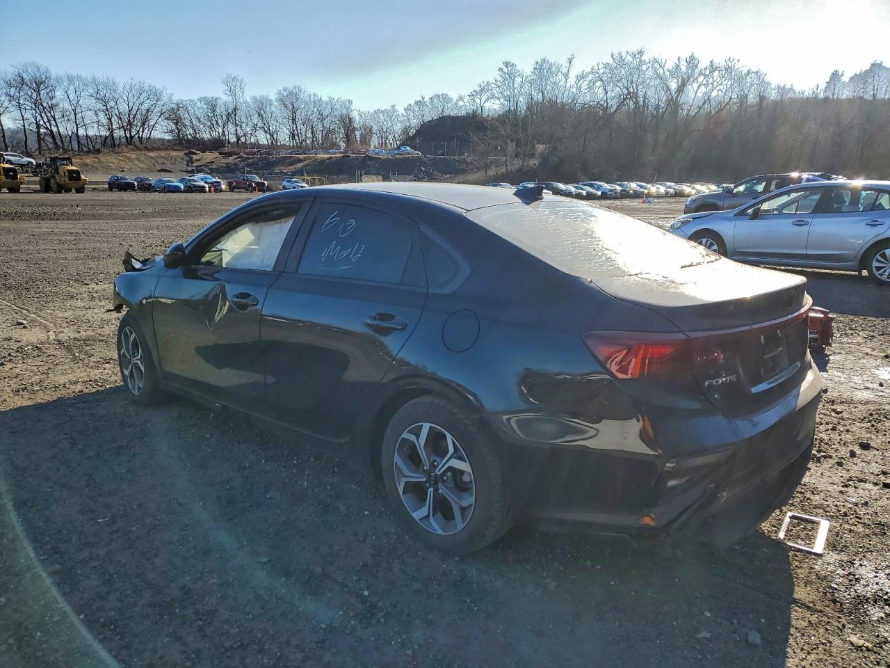 2019 KIA FORTE FE photo 2