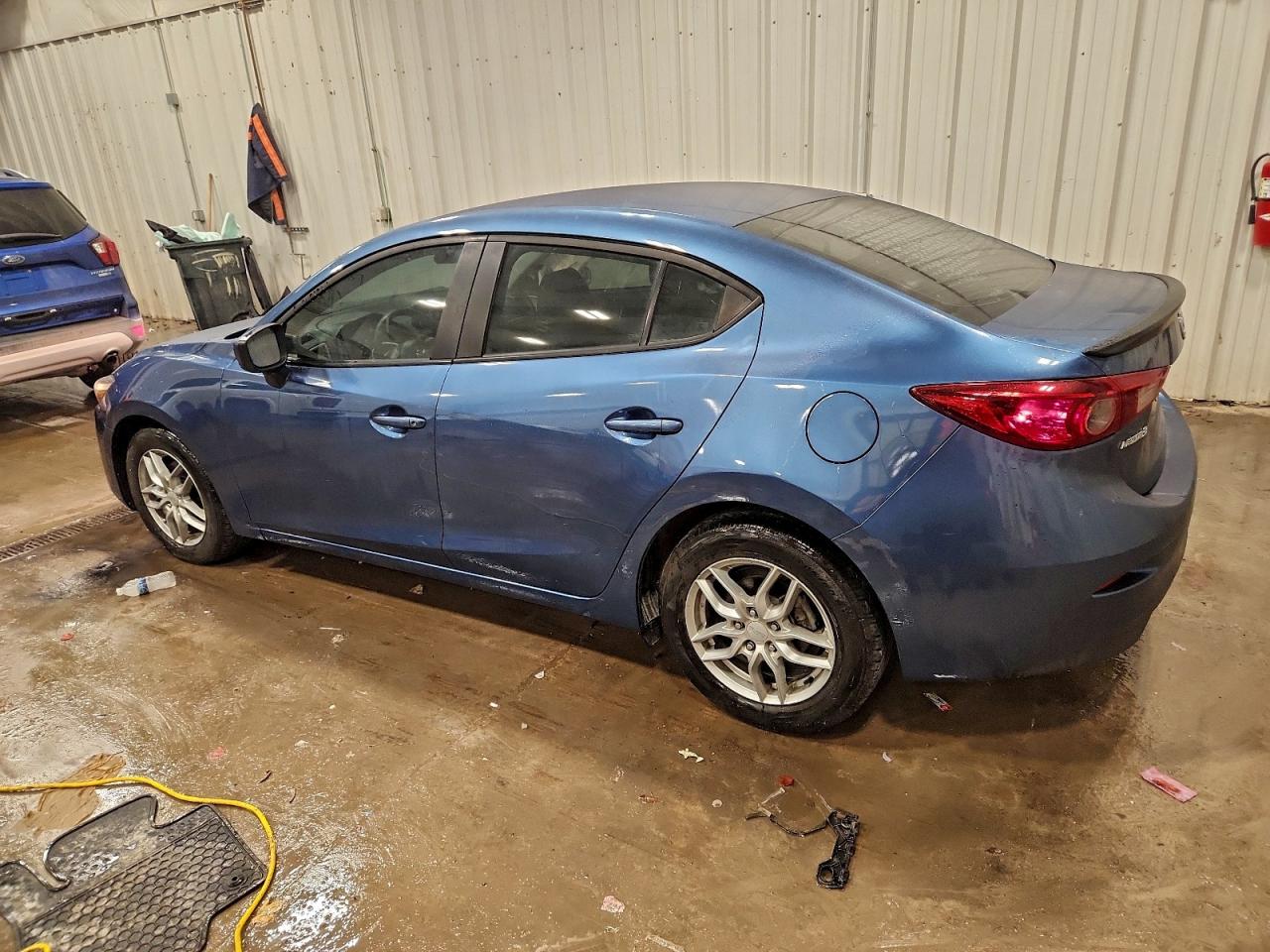 2017 MAZDA 3 SPORT photo 2