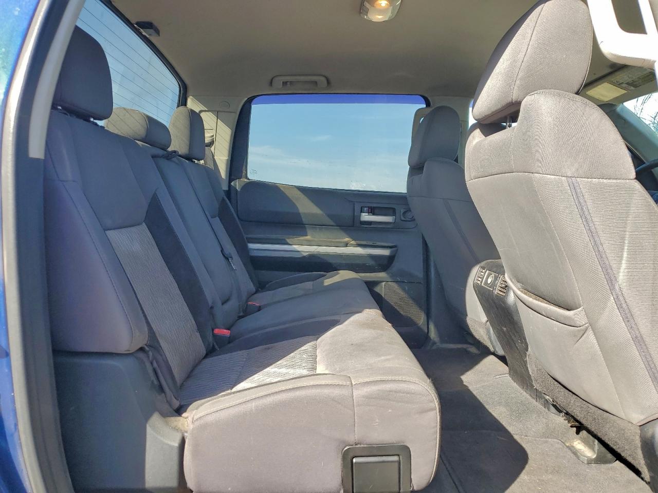 2014 TOYOTA TUNDRA CREWMAX SR5 photo 10