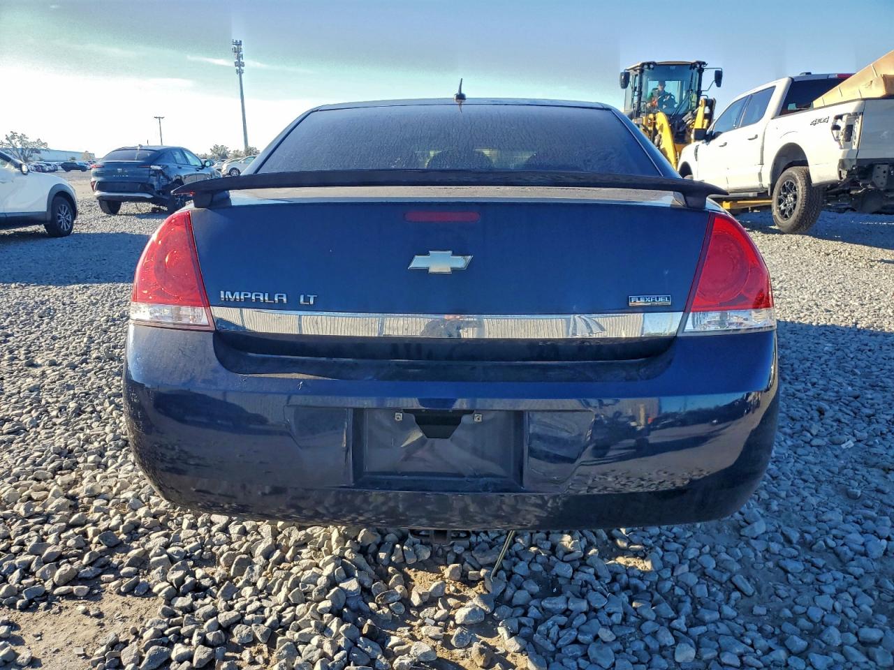 2011 CHEVROLET IMPALA LT photo 6