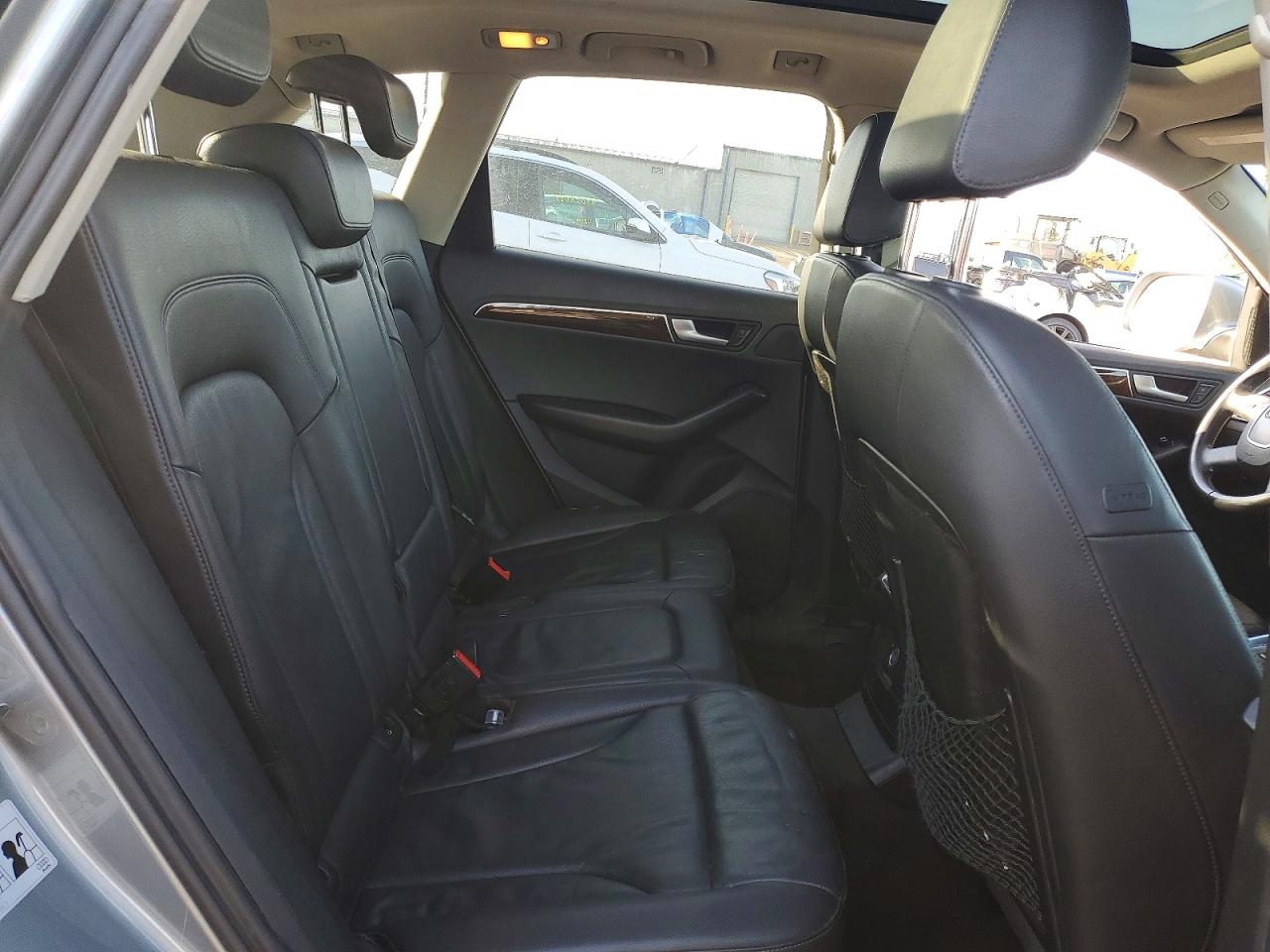 2010 AUDI Q5 PREMIUM photo 11