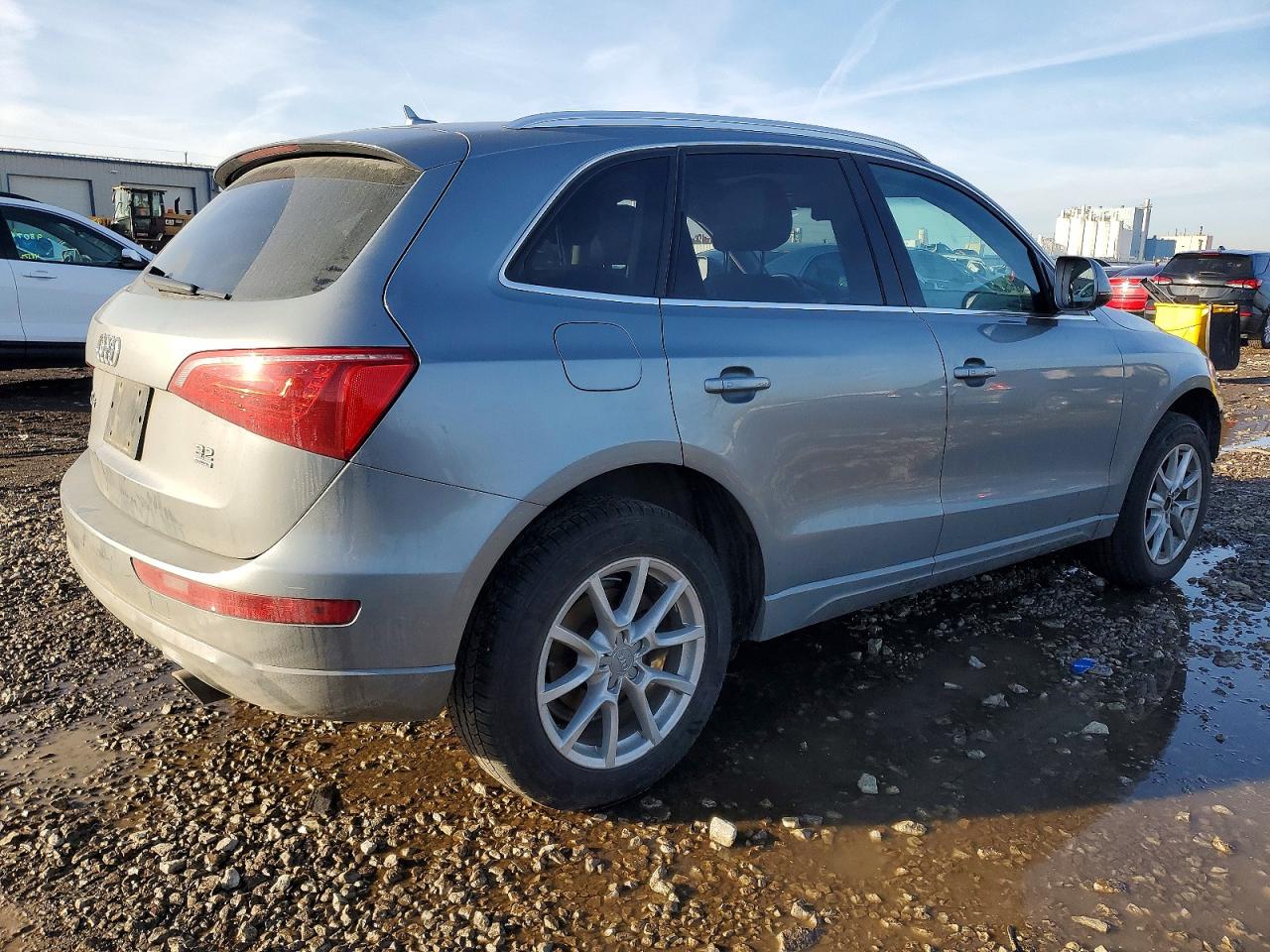 2010 AUDI Q5 PREMIUM photo 3