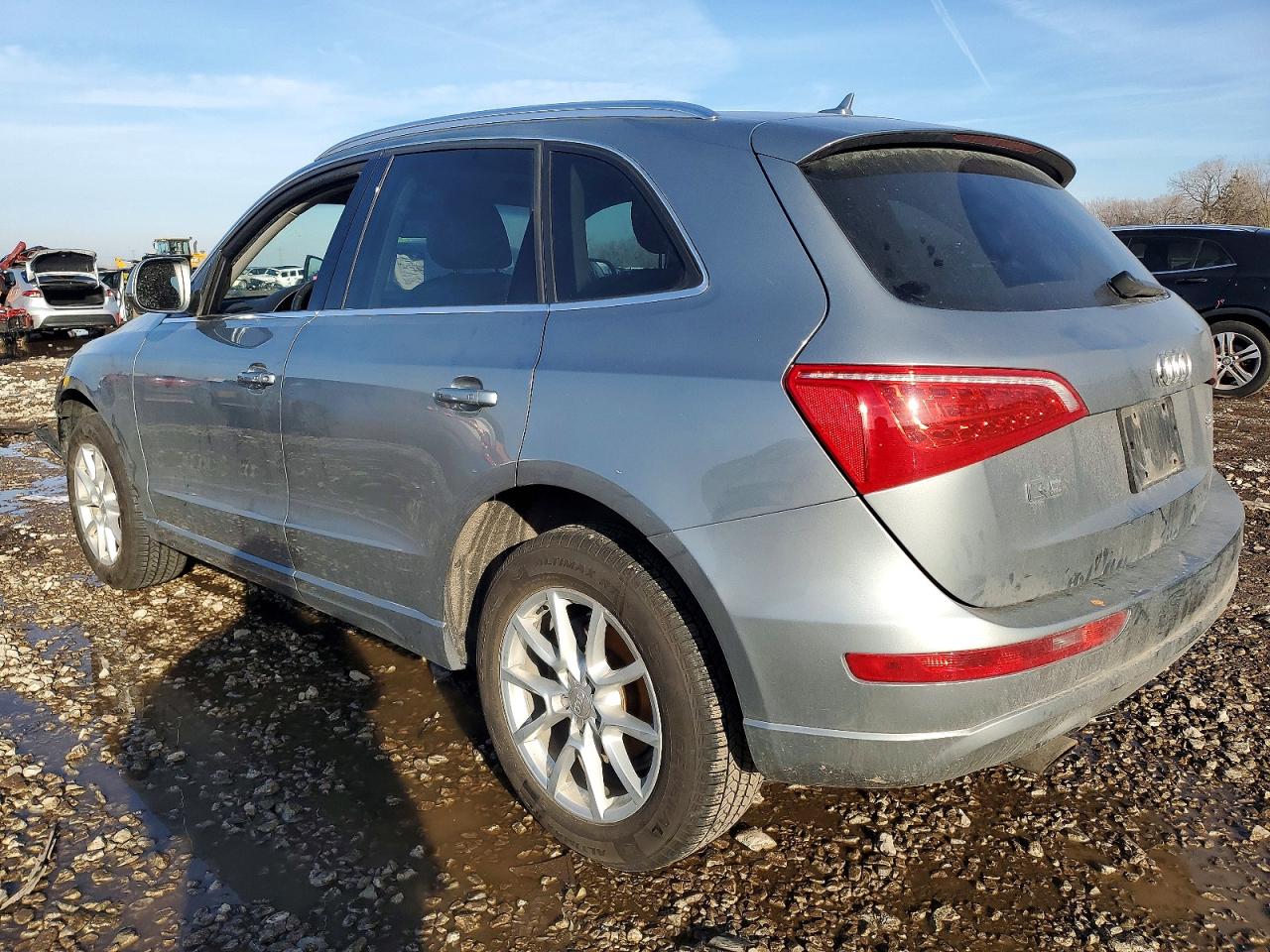 2010 AUDI Q5 PREMIUM photo 2