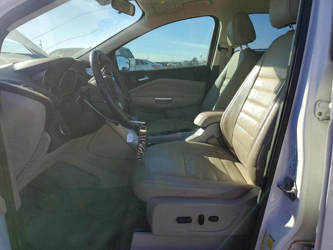 2016 FORD ESCAPE SE photo 7