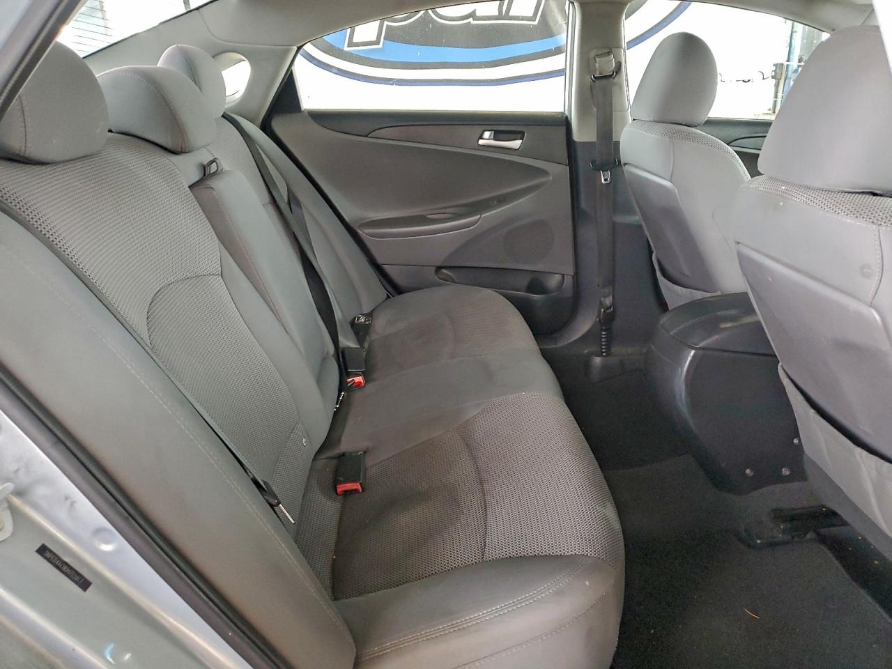 2013 HYUNDAI SONATA GLS photo 10