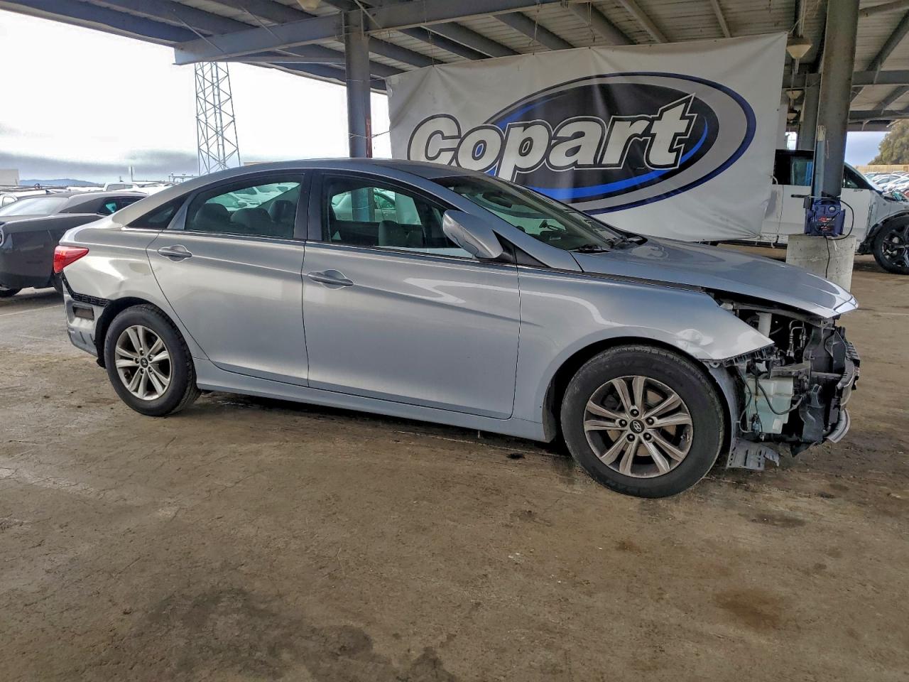 2013 HYUNDAI SONATA GLS photo 4