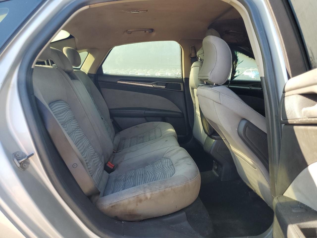 2016 FORD FUSION S photo 28