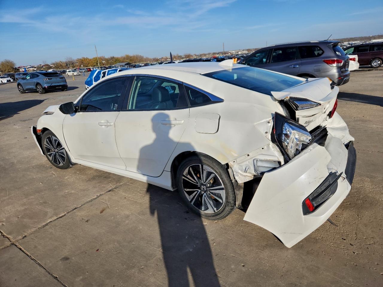 2017 HONDA CIVIC EXL photo 3