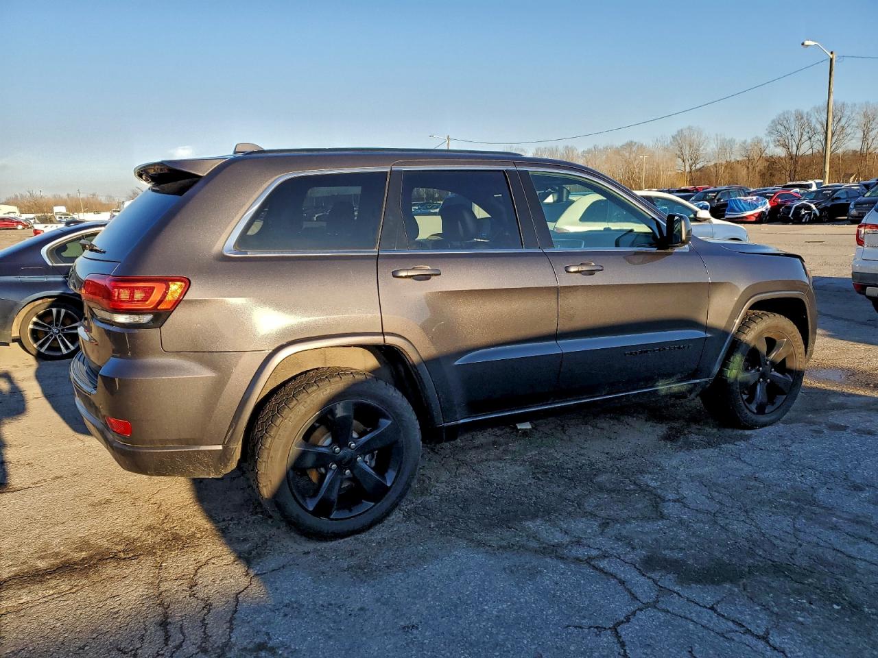 2015 JEEP GRAND CHEROKEE LAREDO photo 3