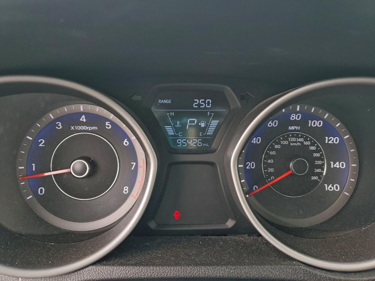 2014 HYUNDAI ELANTRA SE photo 9