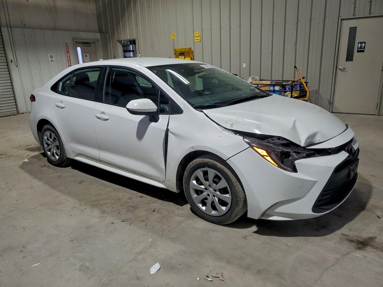 2024 TOYOTA COROLLA LE photo 4
