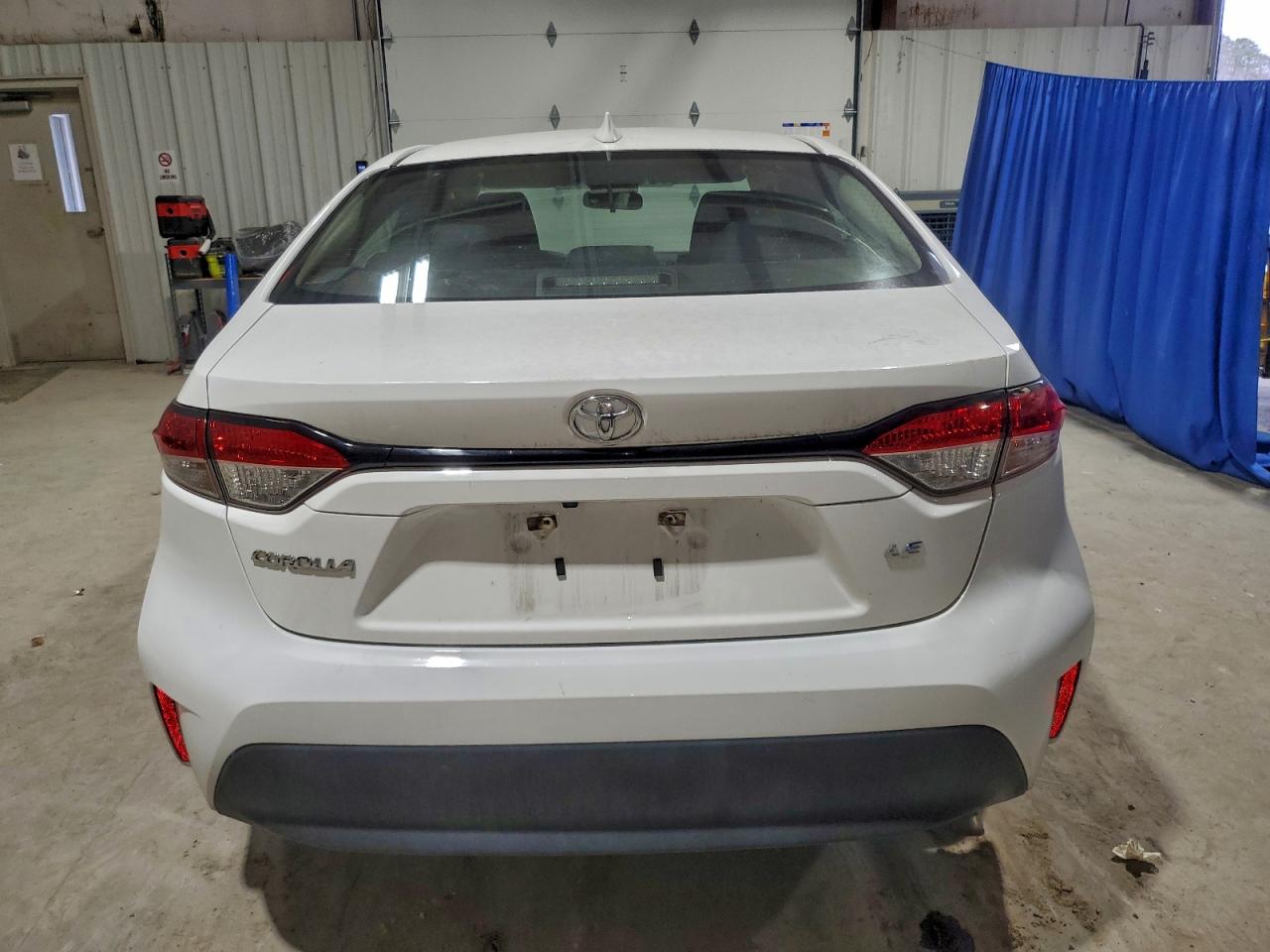 2024 TOYOTA COROLLA LE photo 6