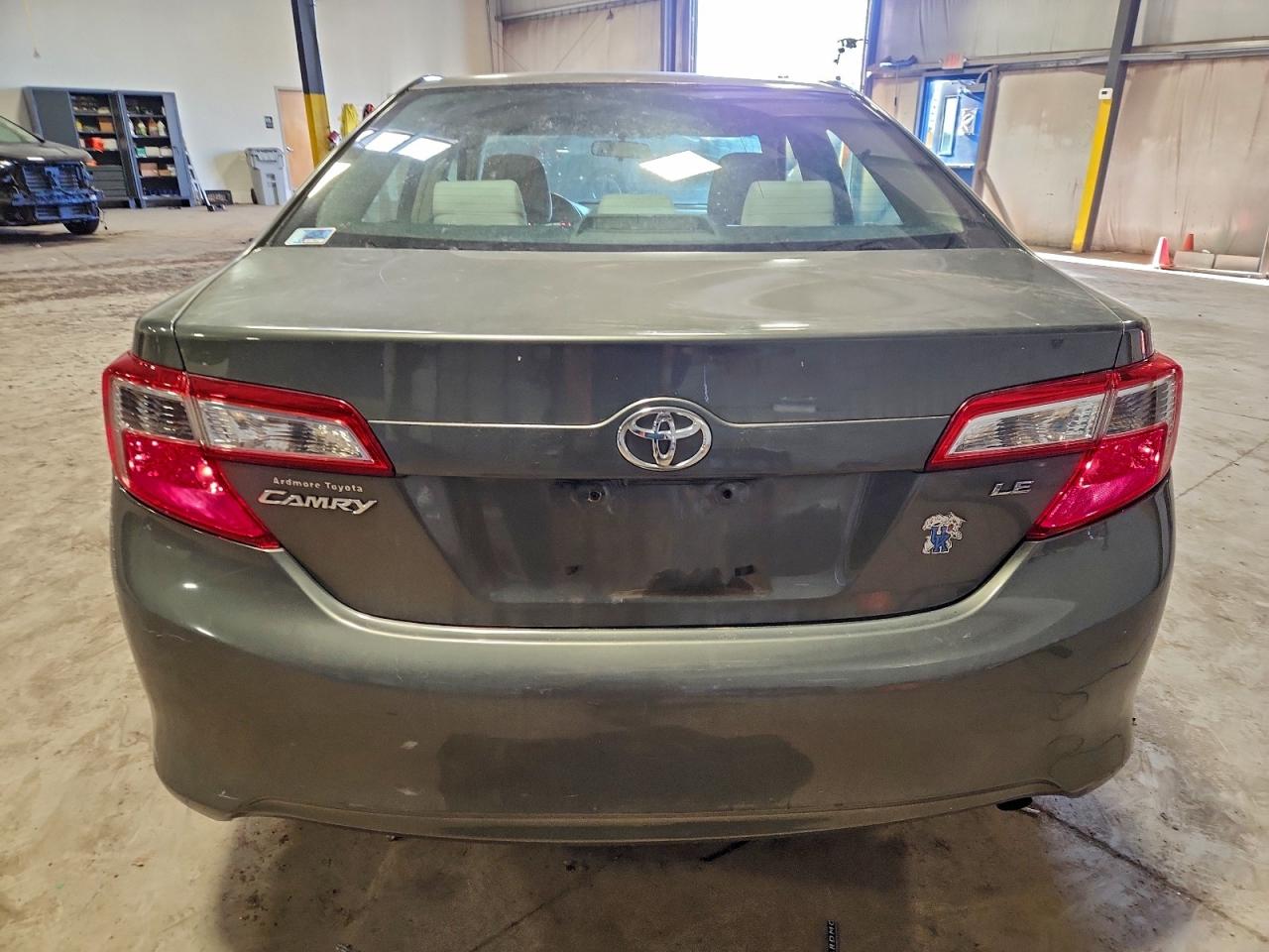 2013 TOYOTA CAMRY L photo 6