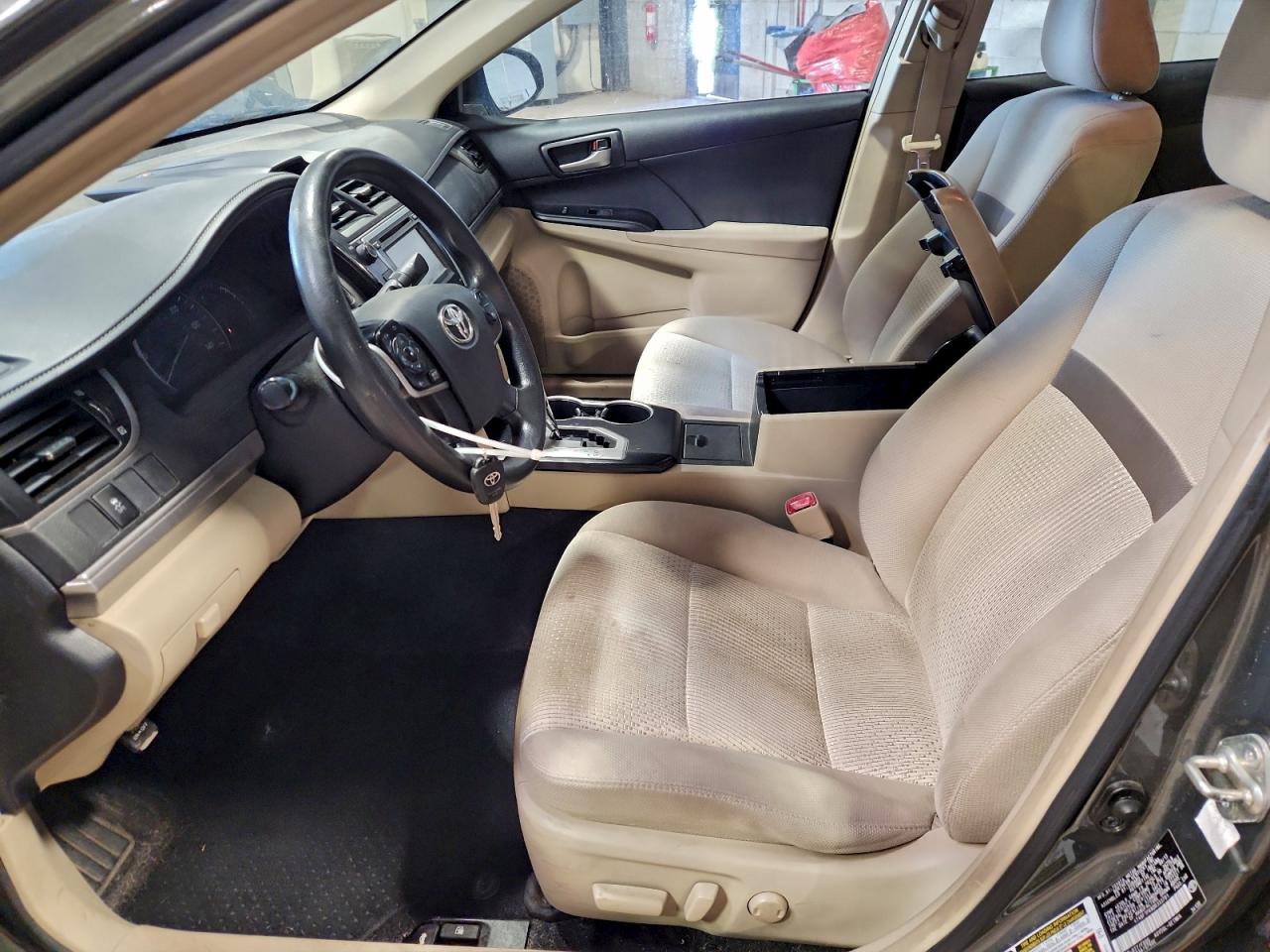 2013 TOYOTA CAMRY L photo 7