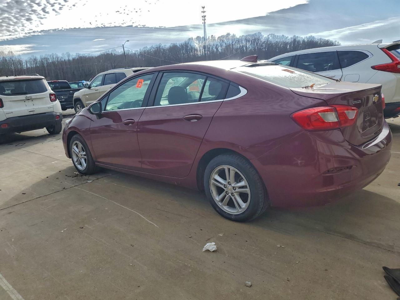2016 CHEVROLET CRUZE LT photo 2