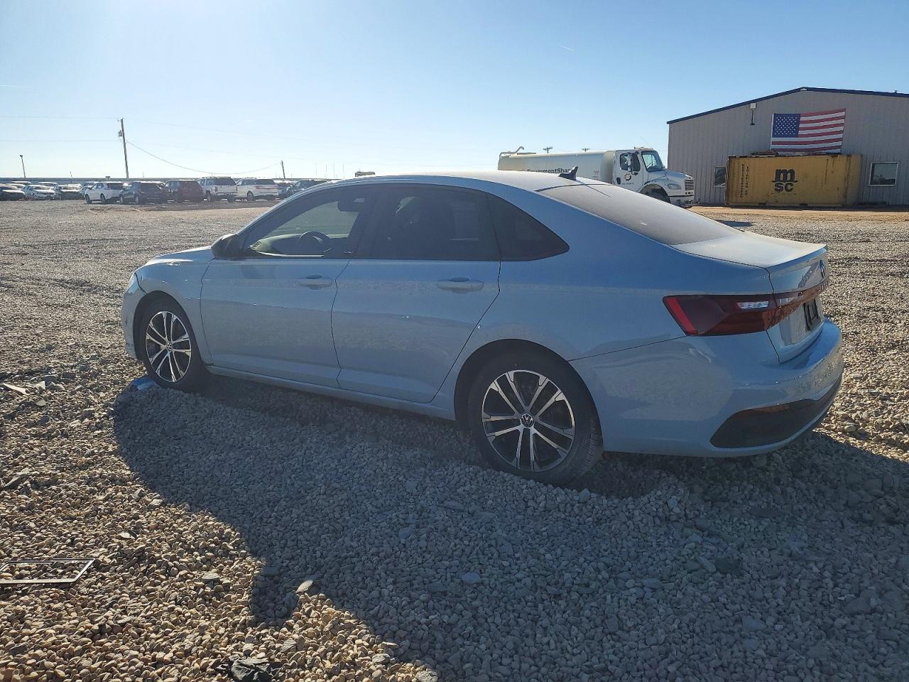 2025 VOLKSWAGEN JETTA SPORT photo 2