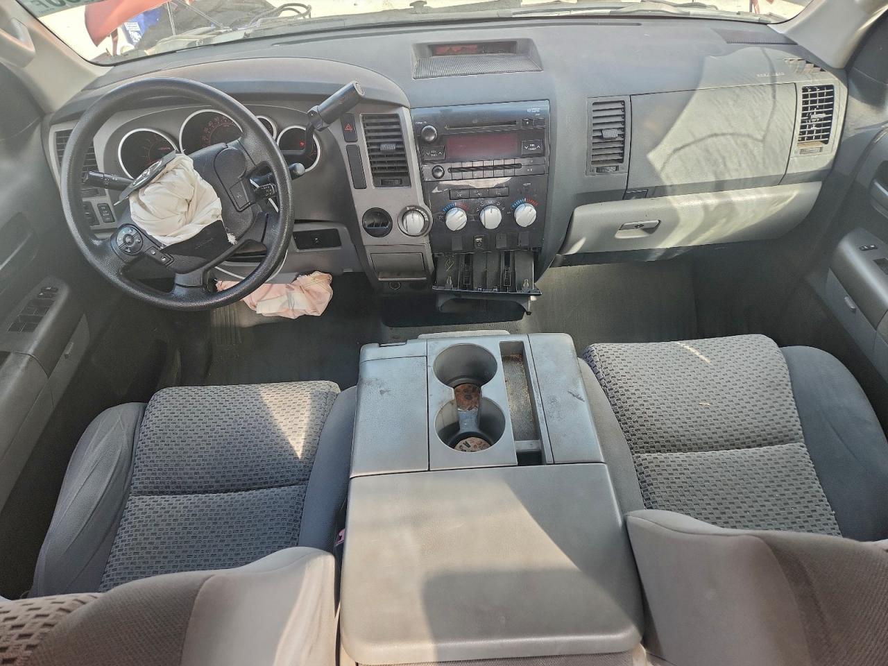 2010 TOYOTA TUNDRA DOUBLE CAB SR5 photo 8