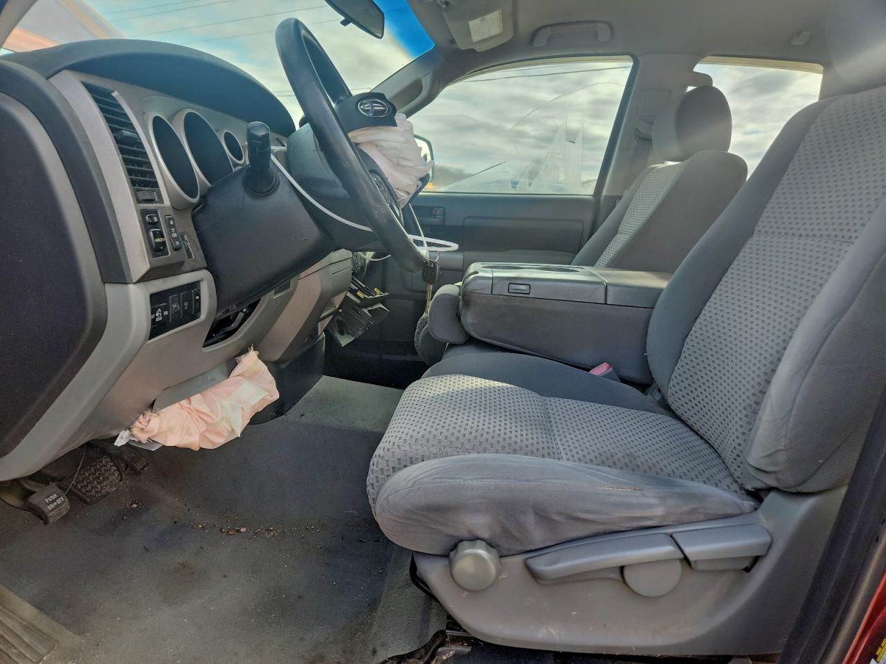 2010 TOYOTA TUNDRA DOUBLE CAB SR5 photo 7