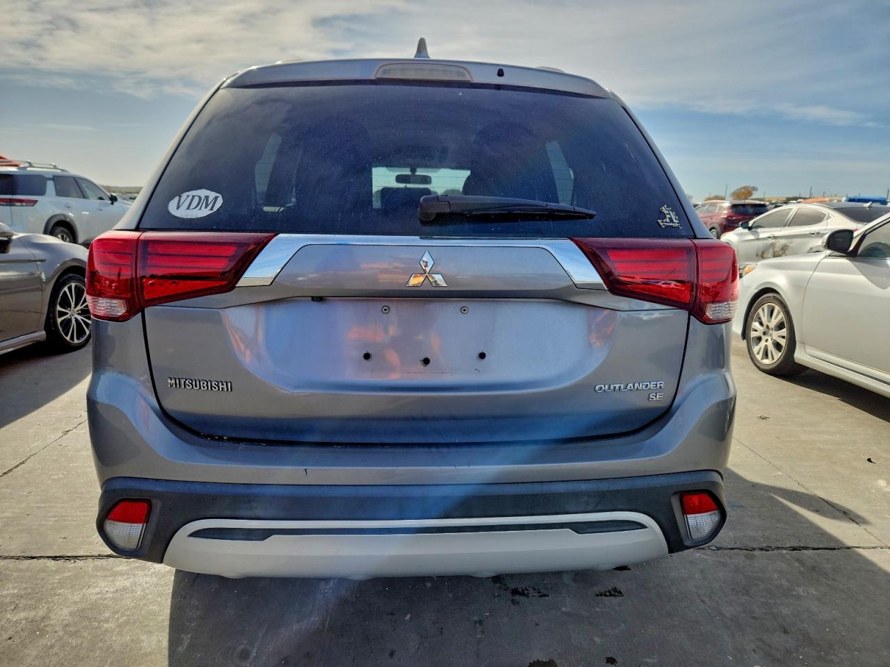2019 MITSUBISHI OUTLANDER SE photo 6