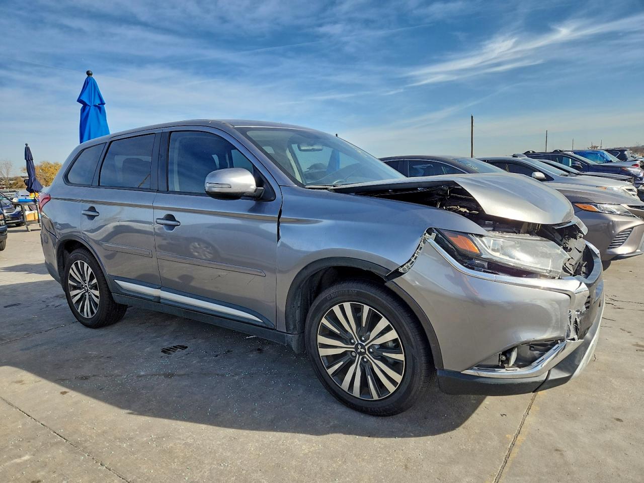 2019 MITSUBISHI OUTLANDER SE photo 4