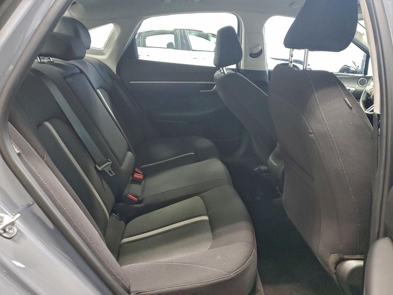 2025 HYUNDAI SONATA SEL photo 10