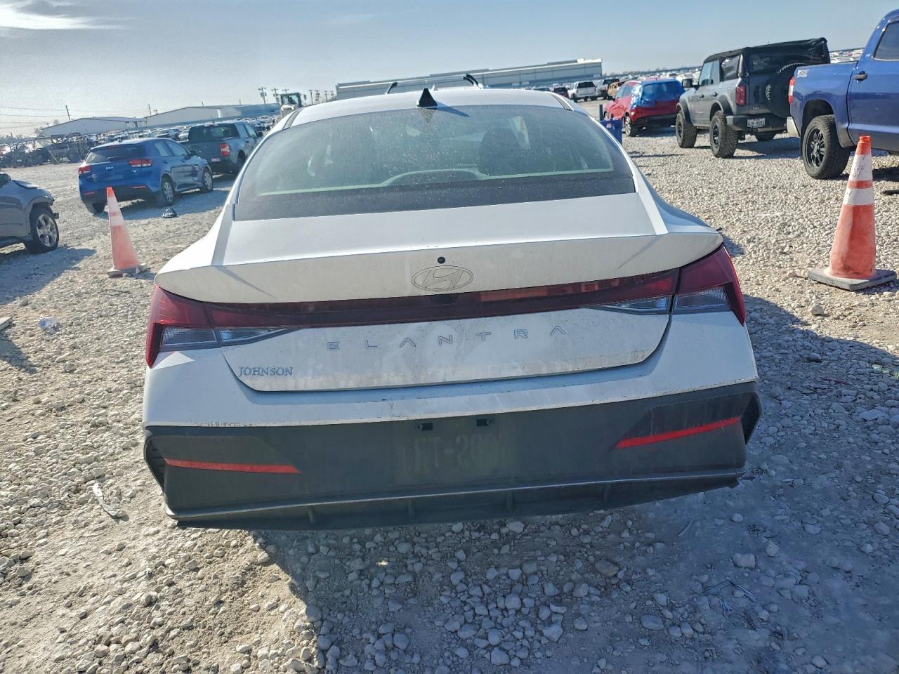 2024 HYUNDAI ELANTRA SEL photo 6