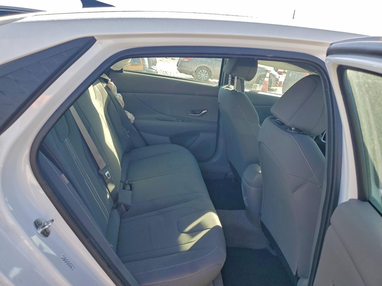 2024 HYUNDAI ELANTRA SEL photo 10