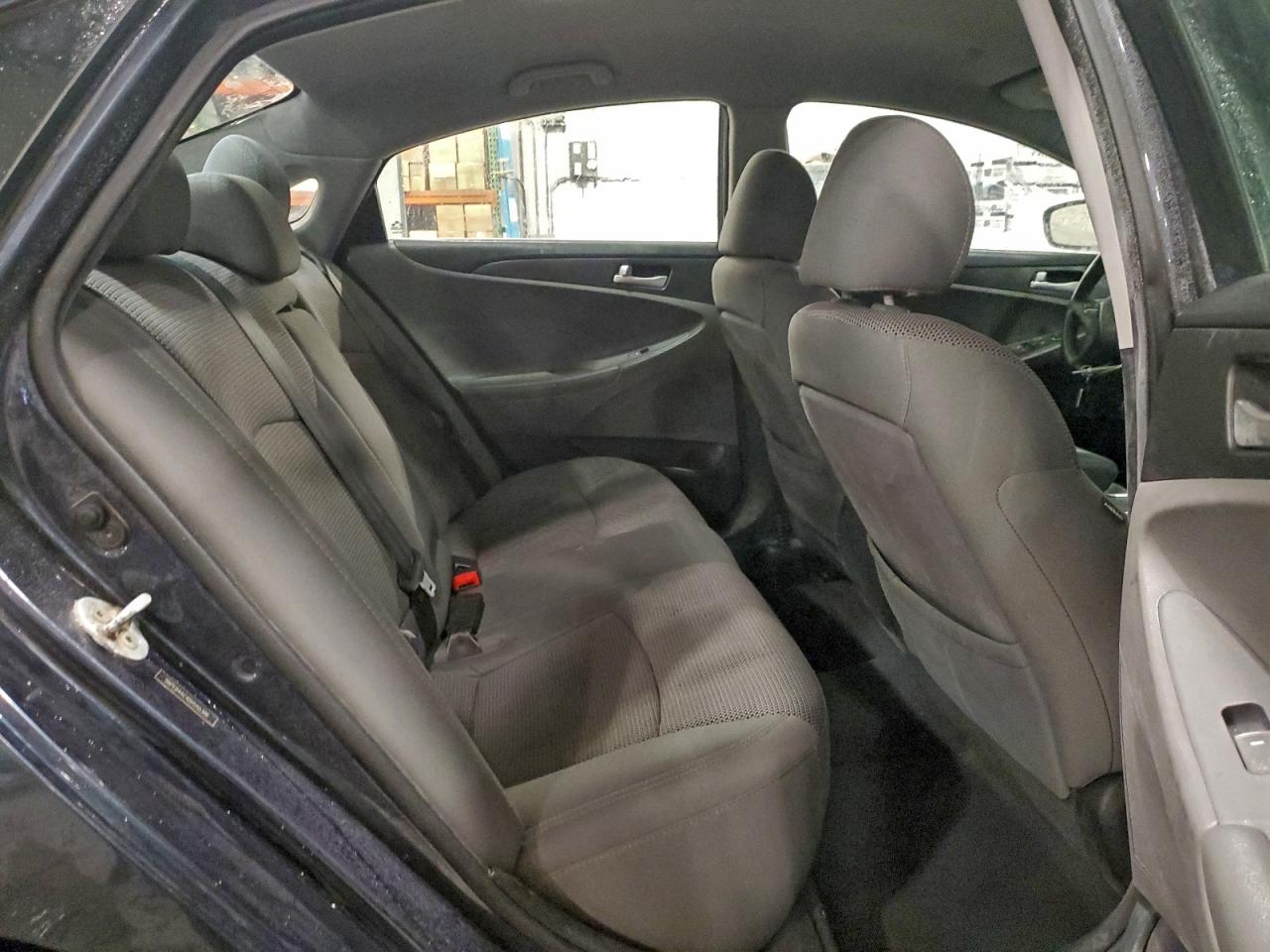 2013 HYUNDAI SONATA GLS photo 10