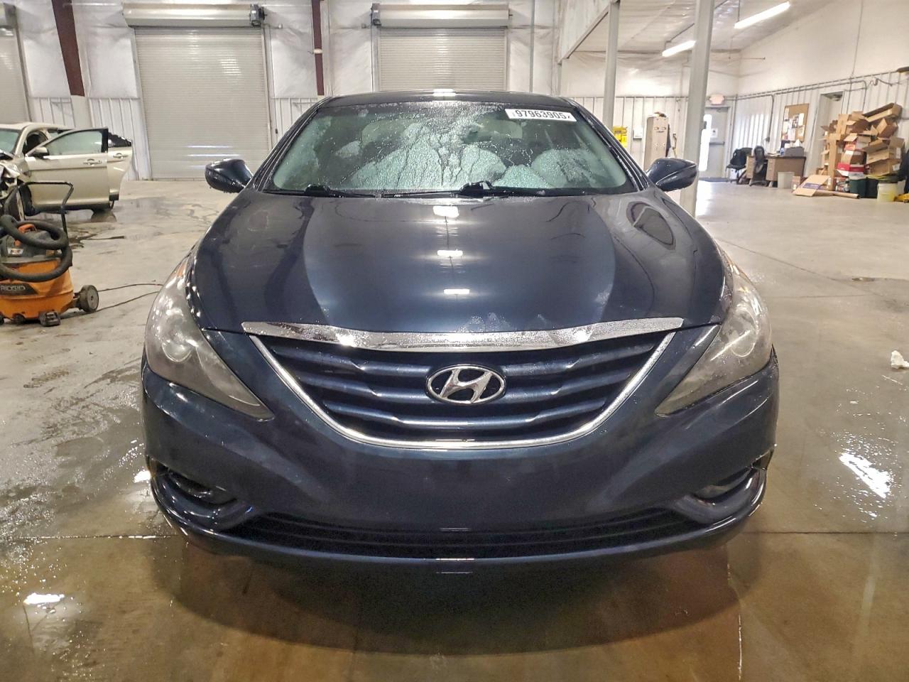 2013 HYUNDAI SONATA GLS photo 5