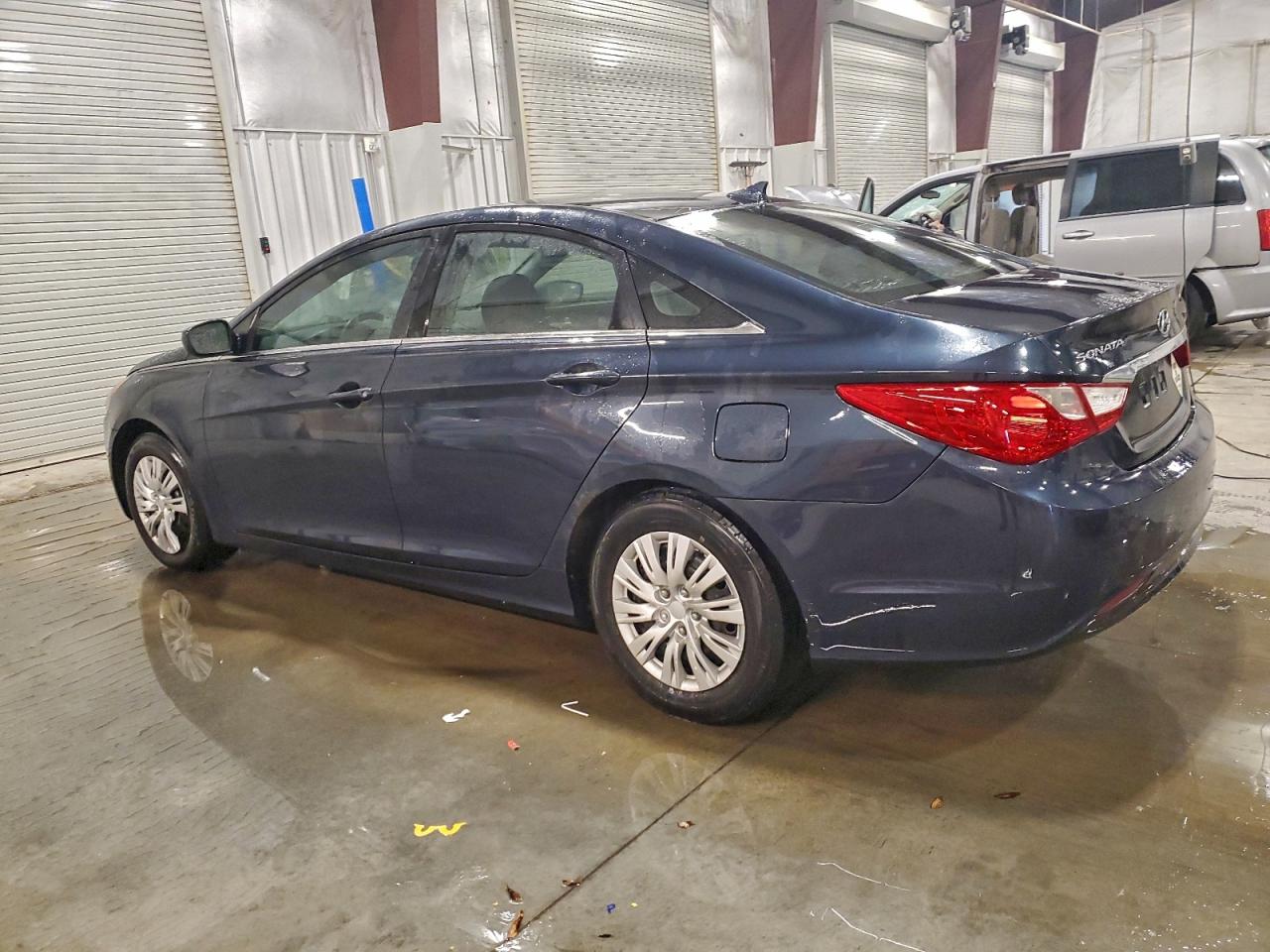 2013 HYUNDAI SONATA GLS photo 2