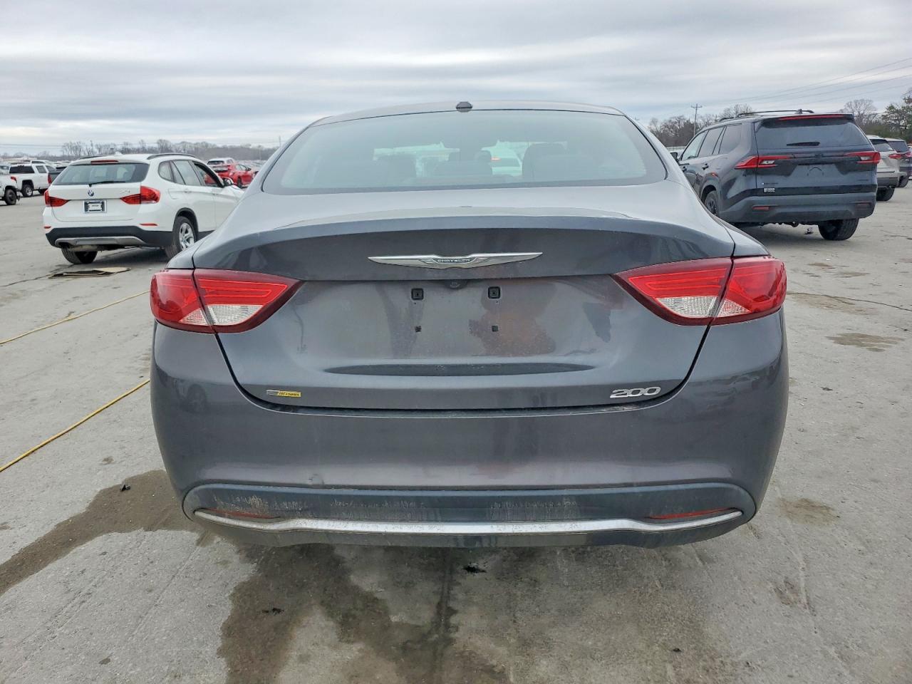 2016 CHRYSLER 200 LIMITED photo 6