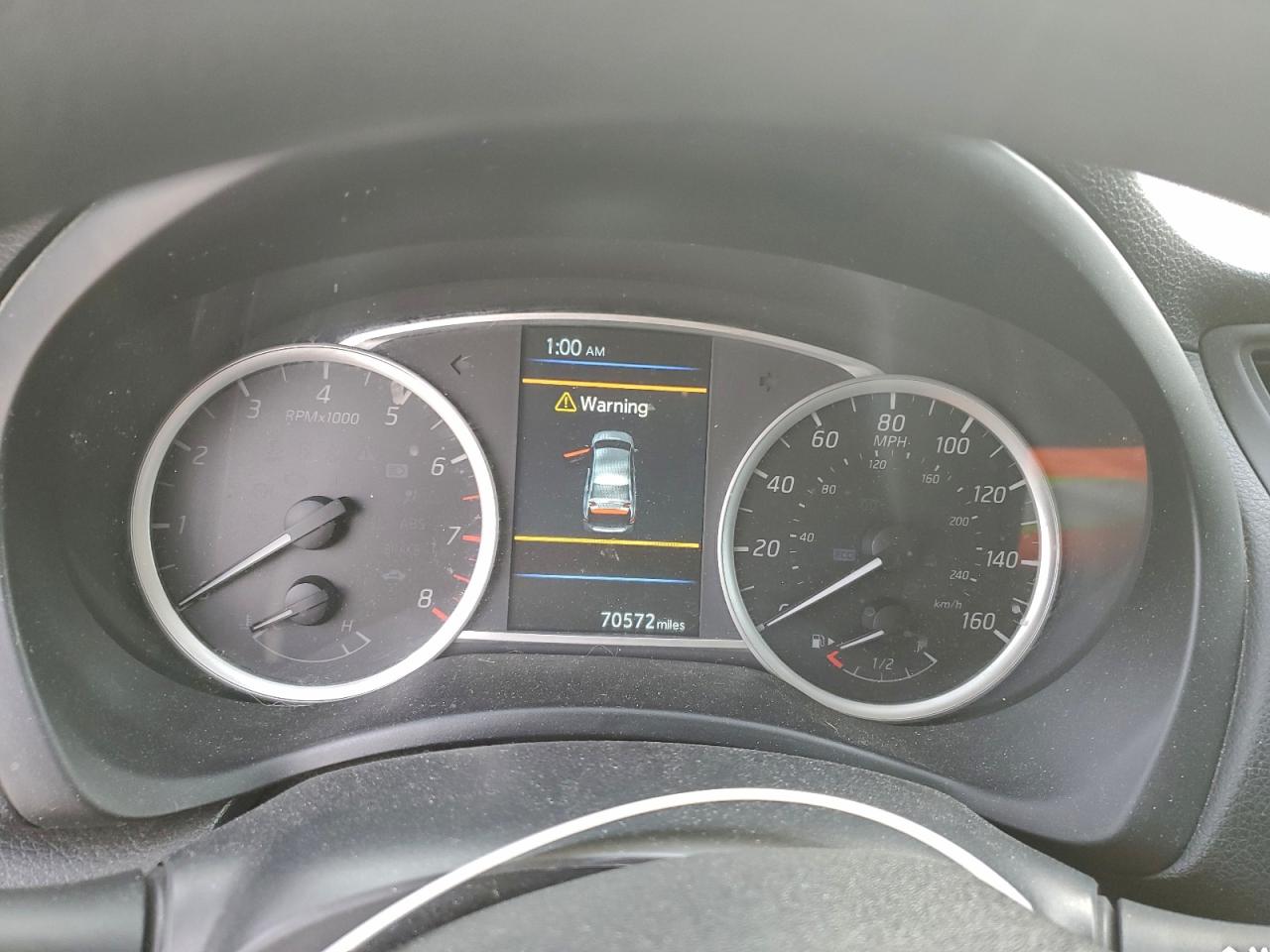 2019 NISSAN SENTRA S photo 9